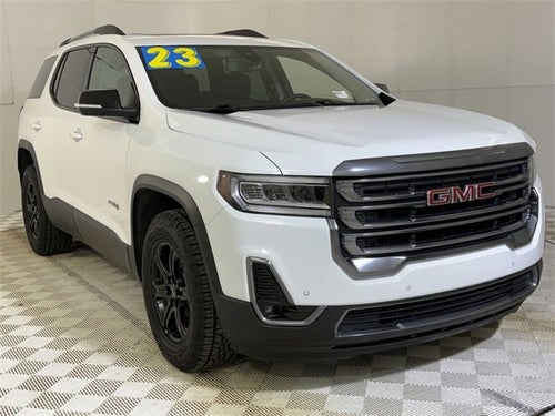 2023 GMC Acadia AT4
