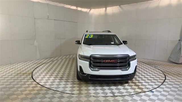 2023 GMC Acadia AT4