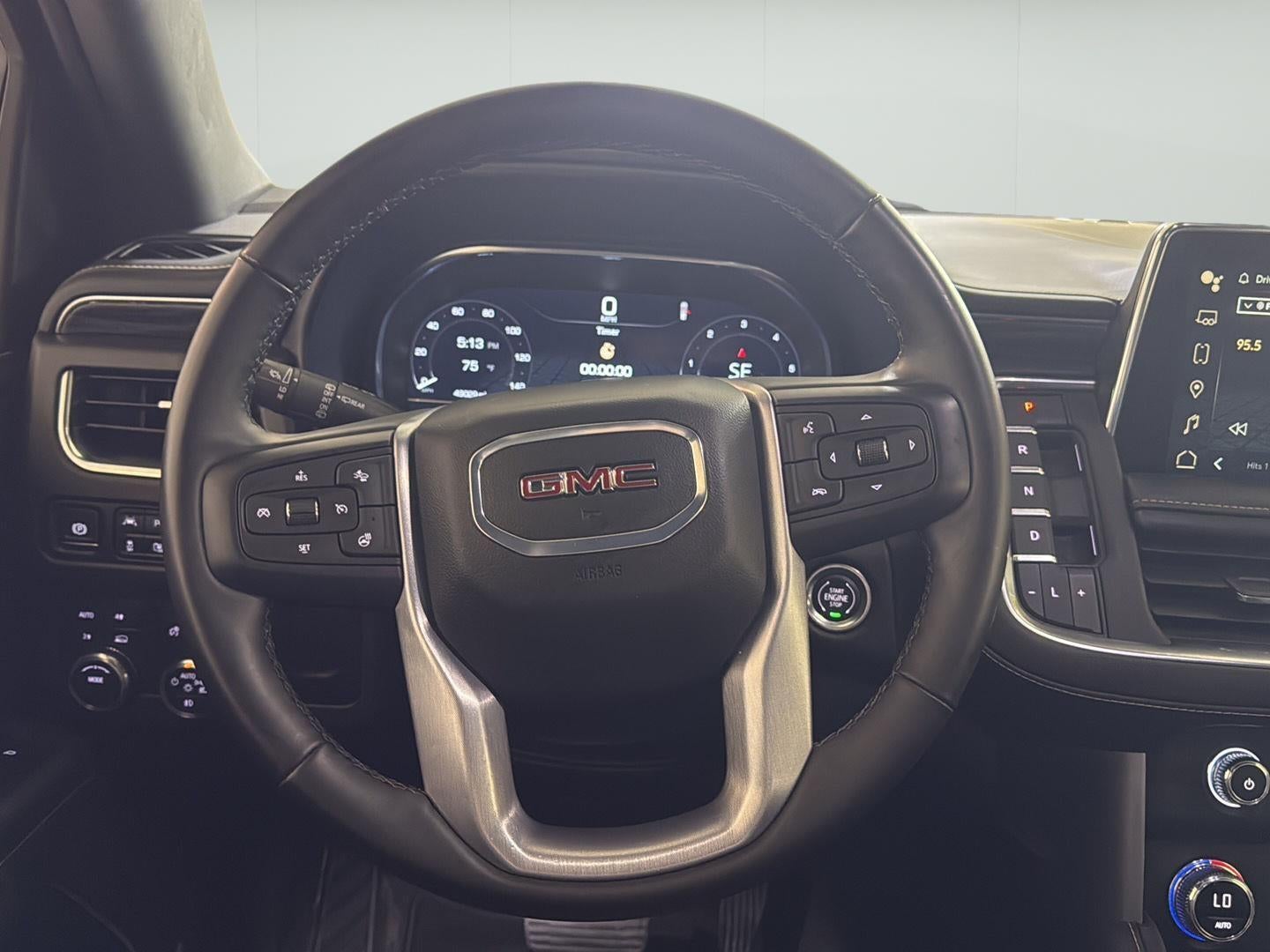 2024 GMC Yukon SLT