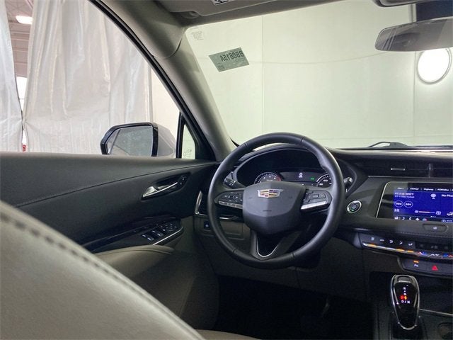 2023 Cadillac XT4 Luxury