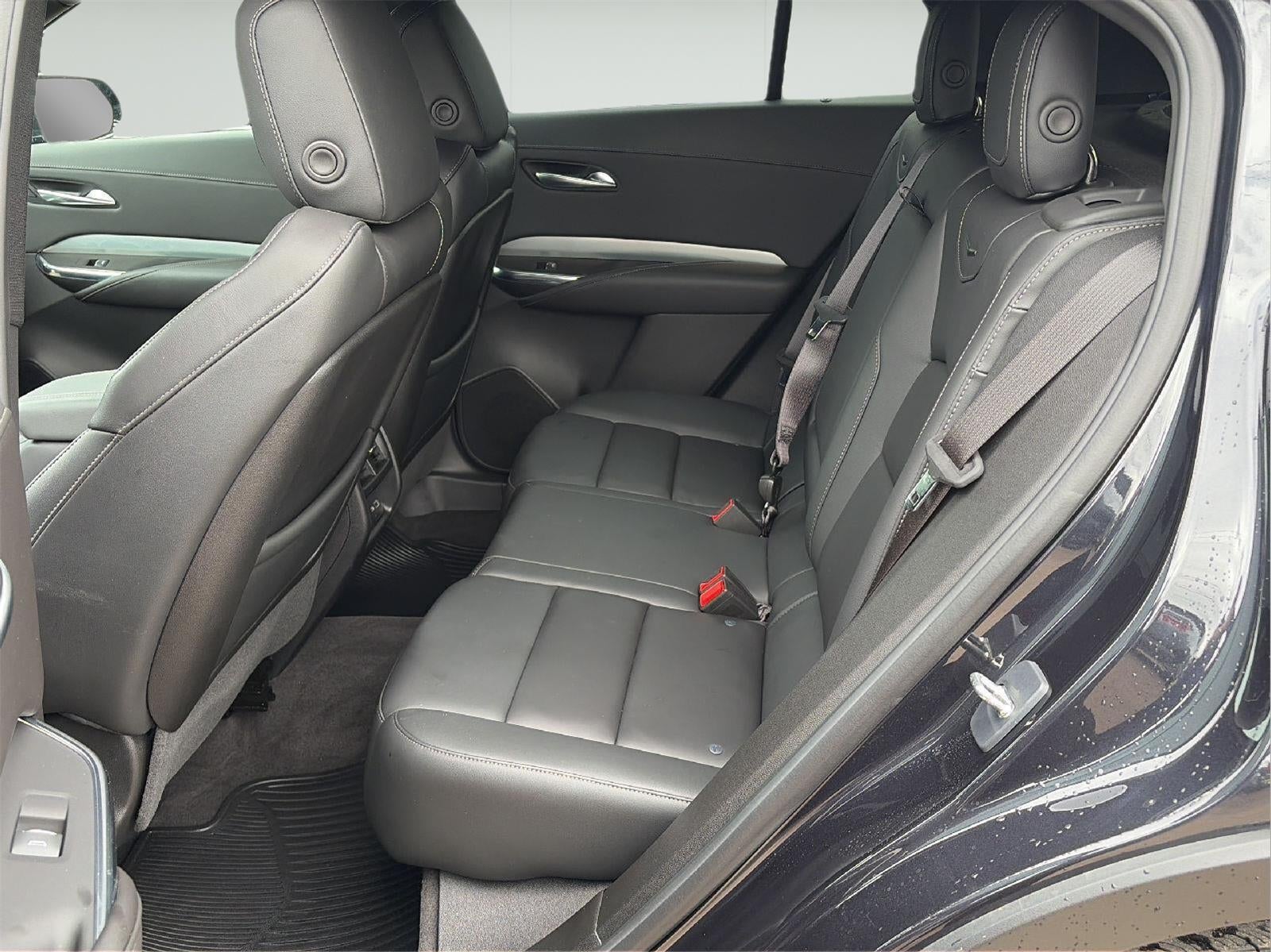 2023 Cadillac XT4 AWD Premium Luxury