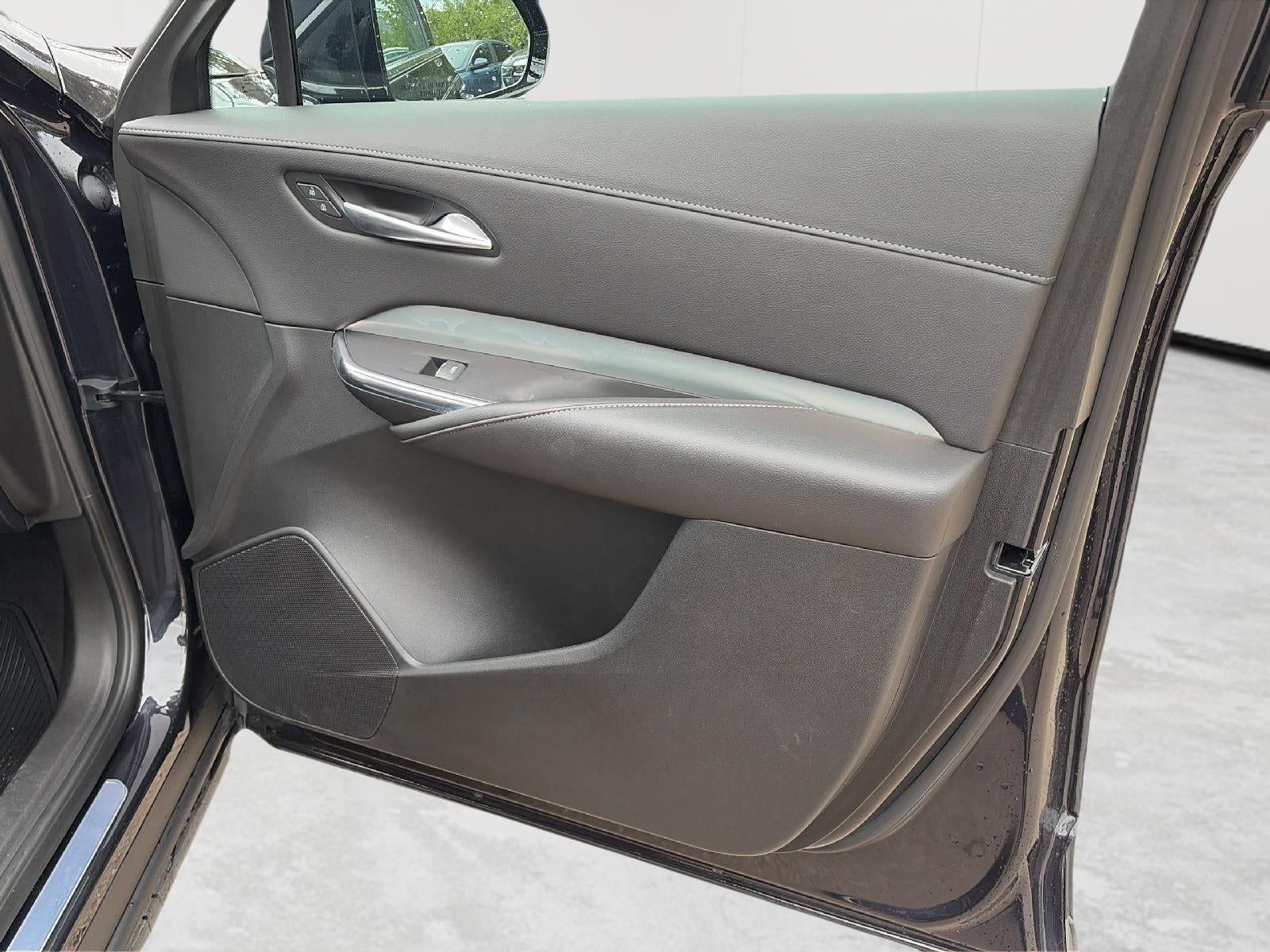 2023 Cadillac XT4 AWD Premium Luxury