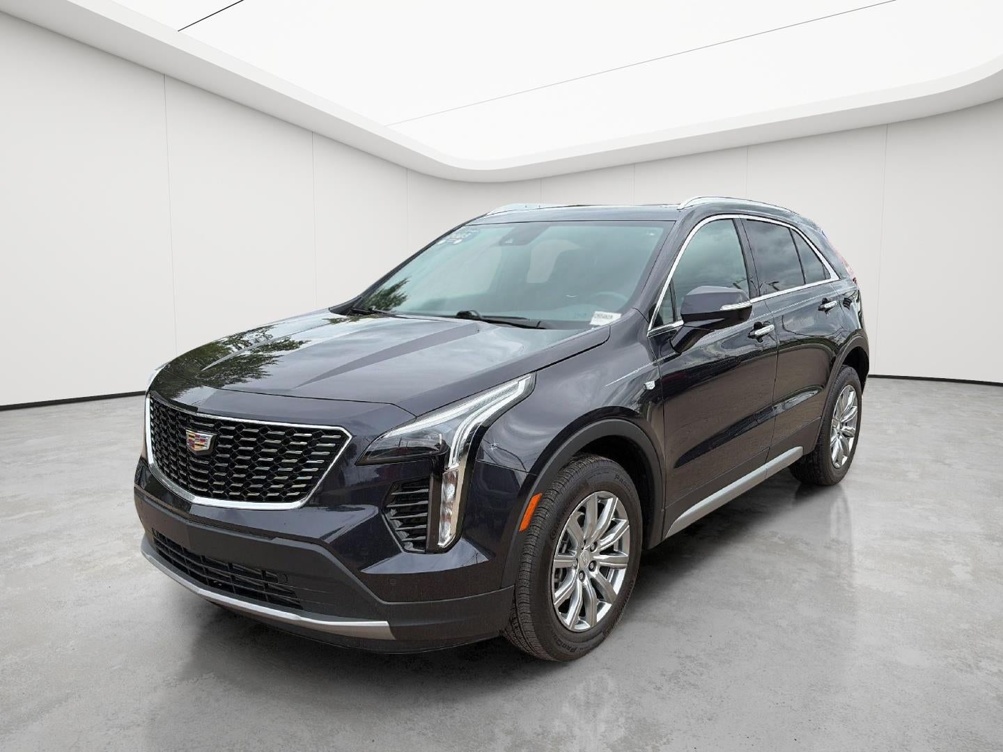 2023 Cadillac XT4 AWD Premium Luxury