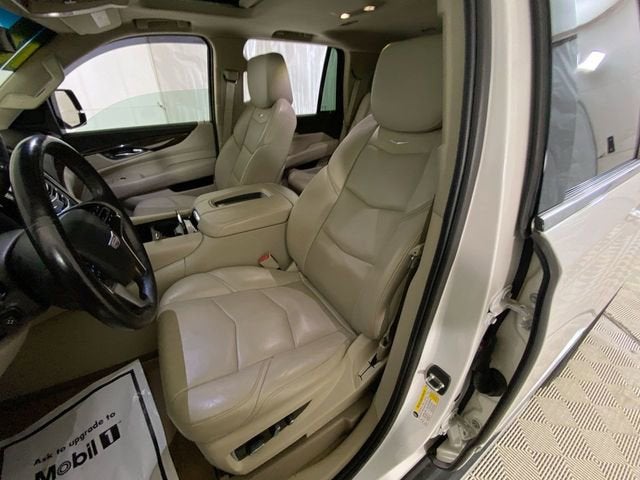 2018 Cadillac Escalade Luxury