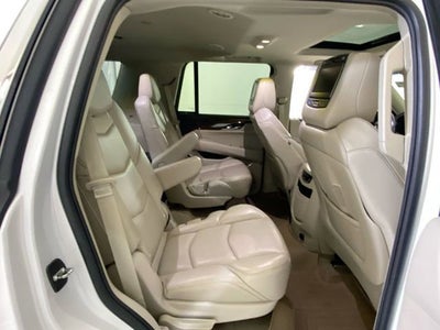 2018 Cadillac Escalade Luxury