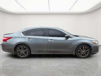 2016 Nissan Altima 2.5 SR