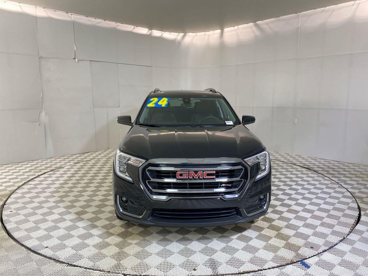 2024 GMC Terrain AT4