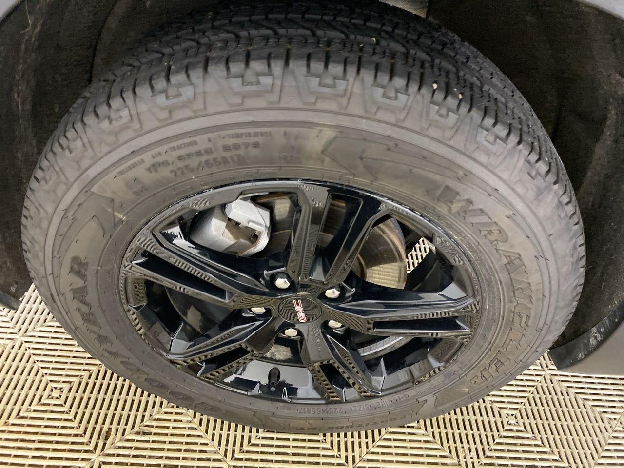 2024 GMC Terrain AT4