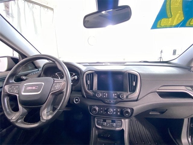 2022 GMC Terrain AT4