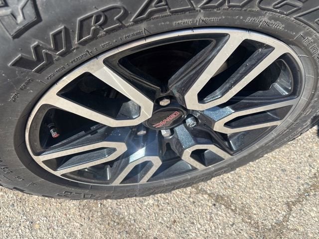 2019 GMC Sierra 1500 AT4