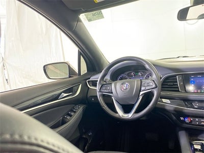 2022 Buick Enclave Essence