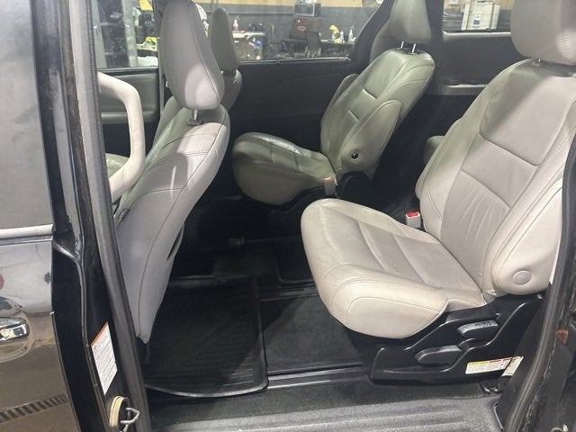 2018 Toyota Sienna XLE