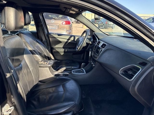 2013 Chrysler 200 Limited