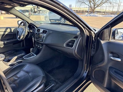 2013 Chrysler 200 Limited