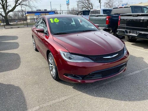 2016 Chrysler 200 S