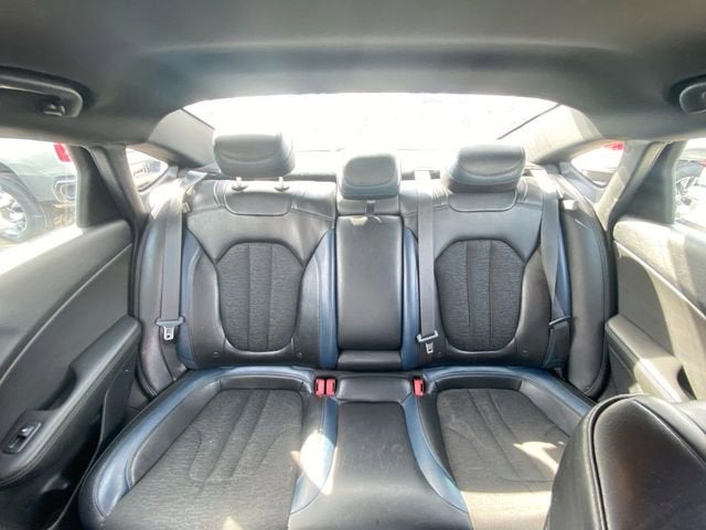 2016 Chrysler 200 S
