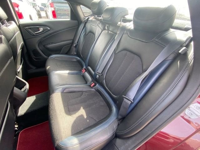2016 Chrysler 200 S