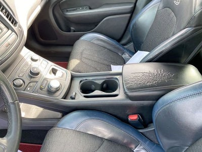 2016 Chrysler 200 S