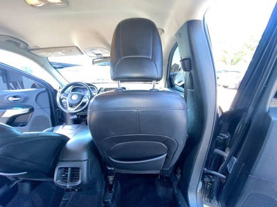 2018 Jeep Cherokee Overland