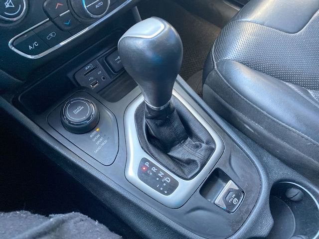 2018 Jeep Cherokee Overland