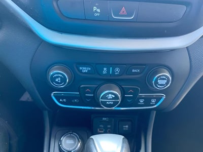 2018 Jeep Cherokee Overland