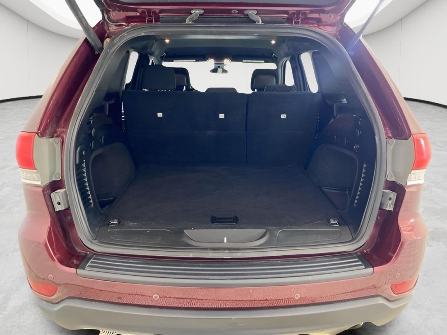 2018 Jeep Grand Cherokee Laredo E 4x2