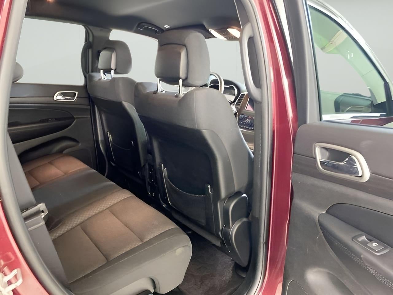 2018 Jeep Grand Cherokee Laredo E 4x2