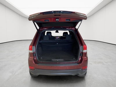 2019 Jeep Grand Cherokee Laredo E