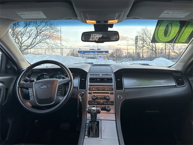 2010 Ford Taurus SEL