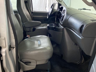 2006 Ford Econoline Wagon XL