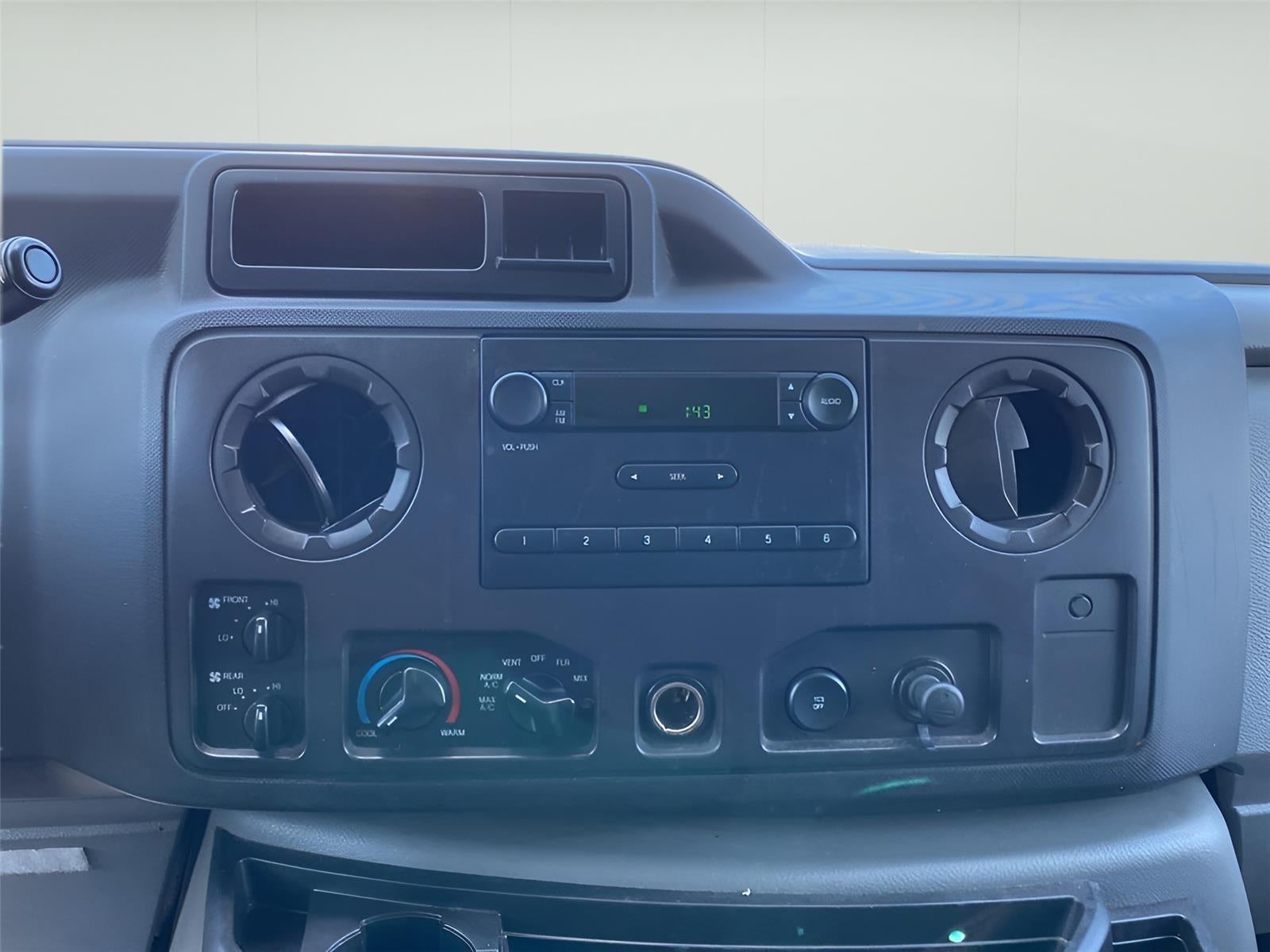 2011 Ford Econoline Wagon XL