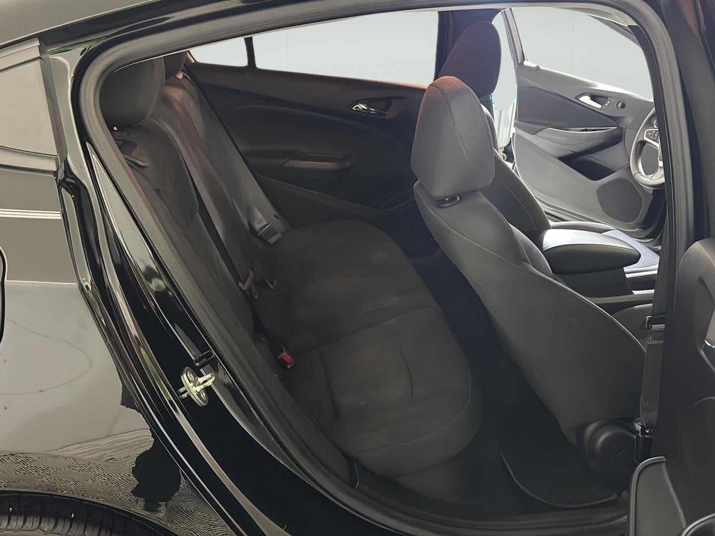 2019 Chevrolet Cruze LS
