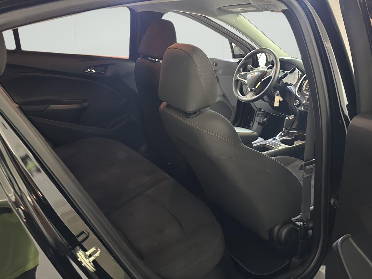 2019 Chevrolet Cruze LS