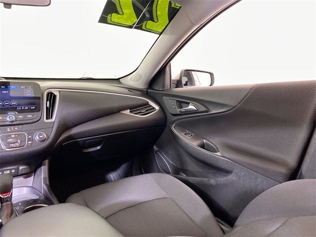 2022 Chevrolet Malibu RS