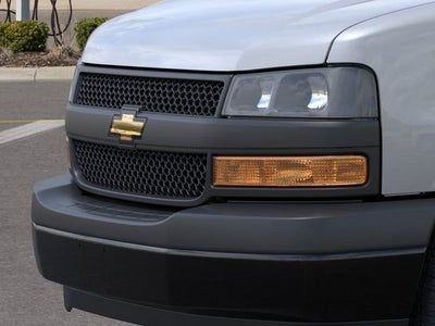 2026 Chevrolet Express Passenger LS