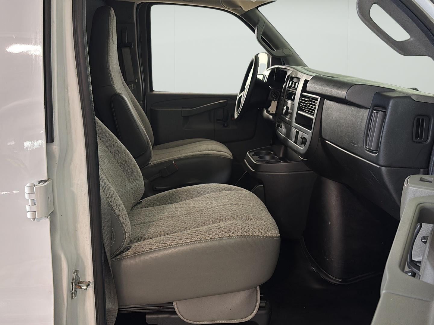 2016 Chevrolet Express Cargo 2500 Work Van