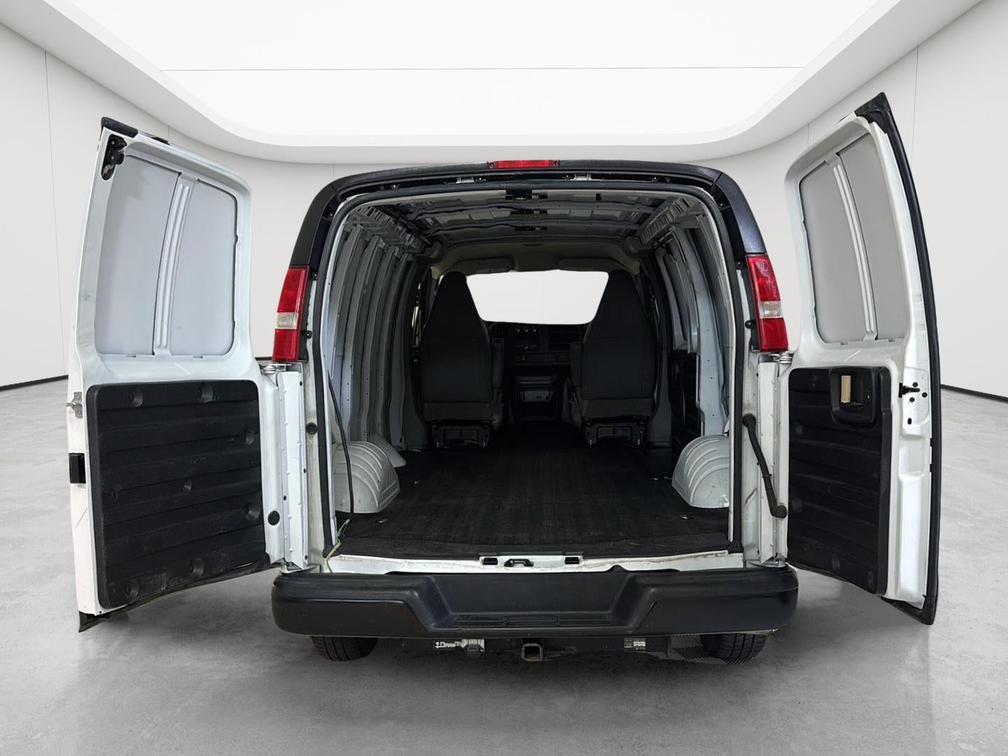 2016 Chevrolet Express Cargo 2500 Work Van