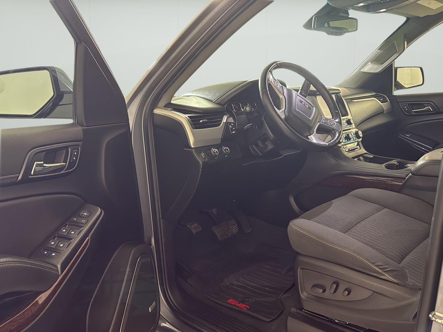2019 GMC Yukon SLE