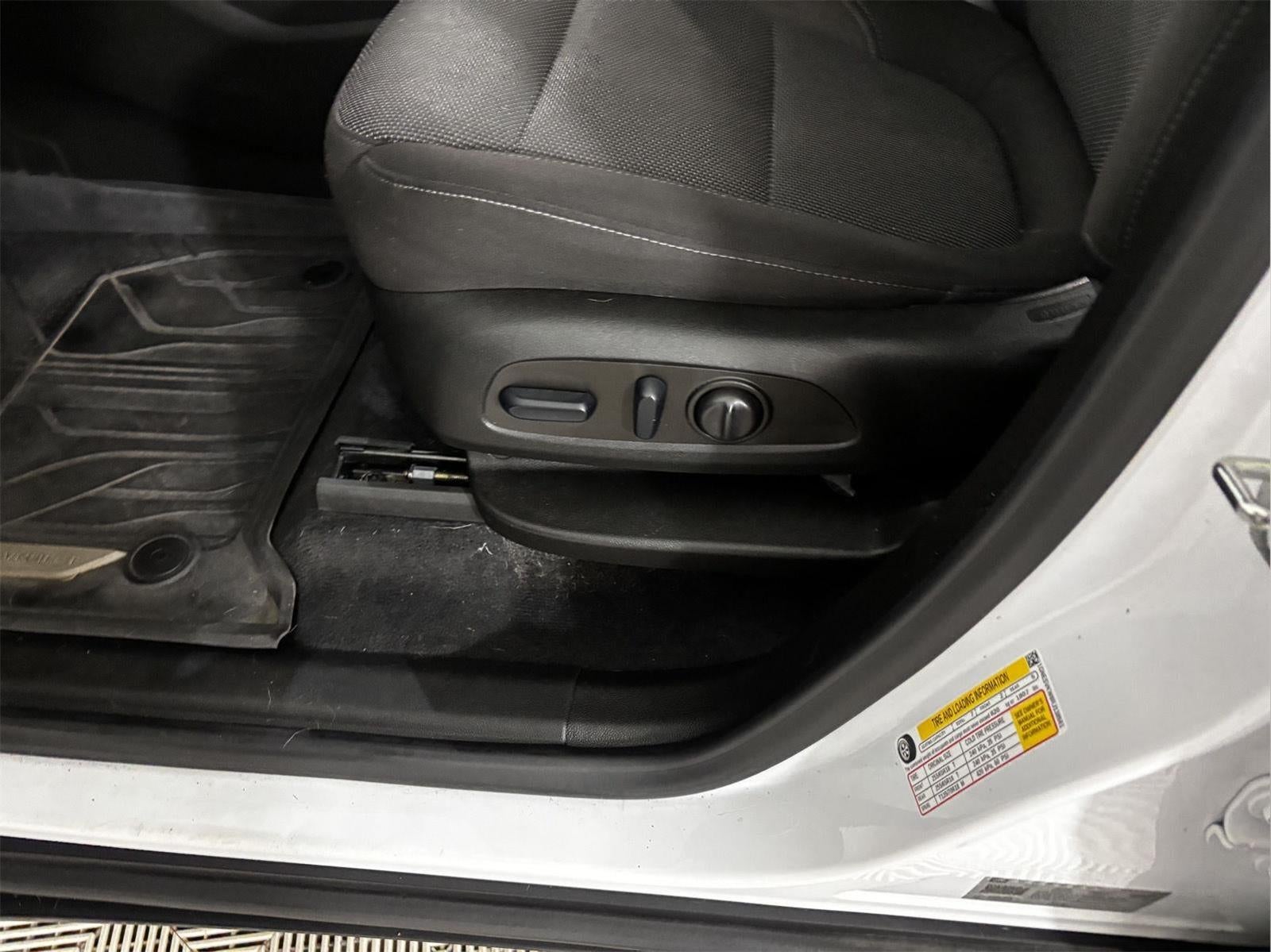 2024 Chevrolet Traverse Limited LT Cloth
