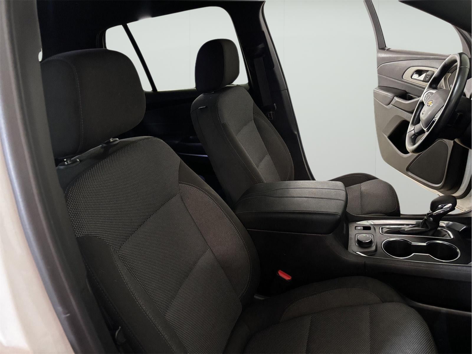 2024 Chevrolet Traverse Limited LT Cloth