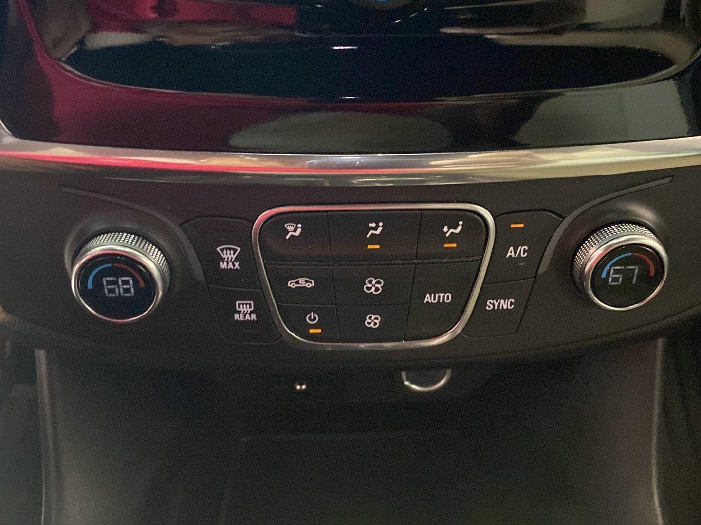 2023 Chevrolet Traverse LS - Photo 17