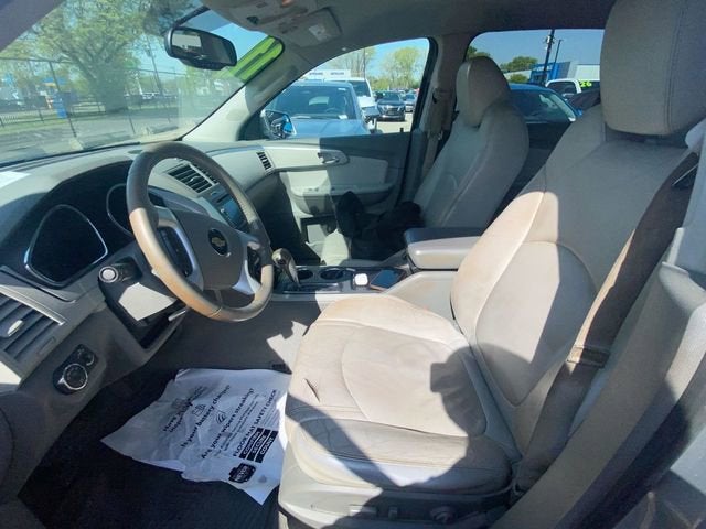 2011 Chevrolet Traverse LT w/2LT