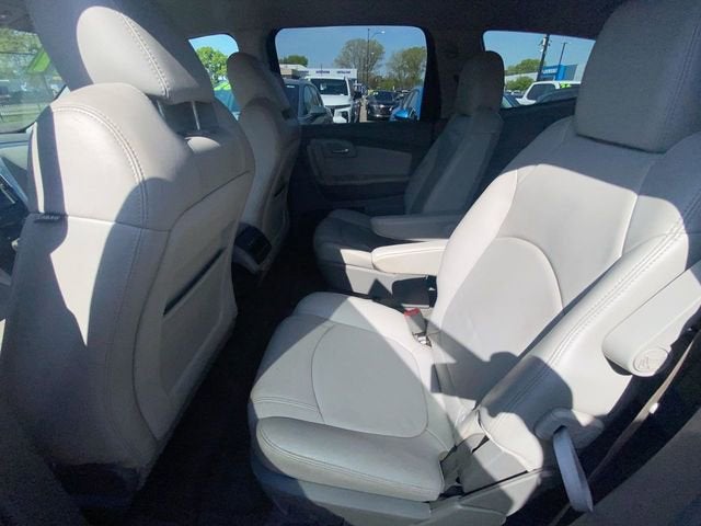 2011 Chevrolet Traverse LT w/2LT