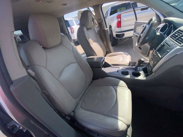 2011 Chevrolet Traverse LT w/2LT
