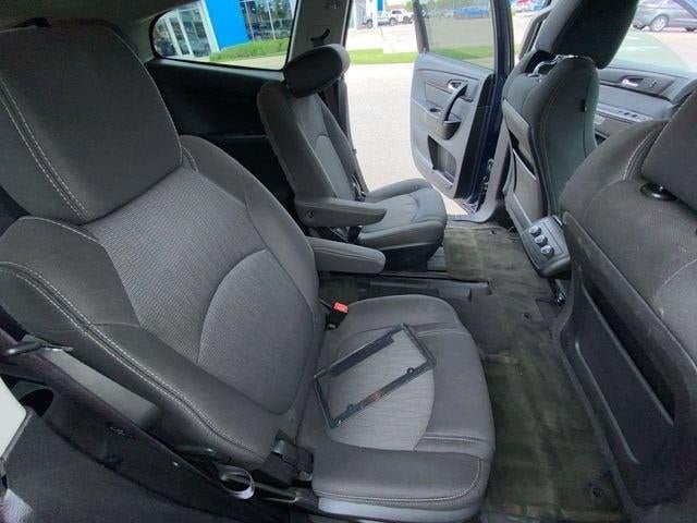 Used 2014 Chevrolet Traverse 1LT with VIN 1GNKVGKD6EJ315672 for sale in Redford Charter Township, MI