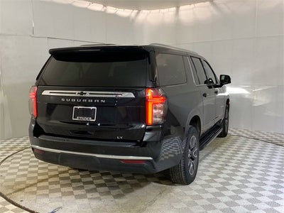 2022 Chevrolet Suburban LT