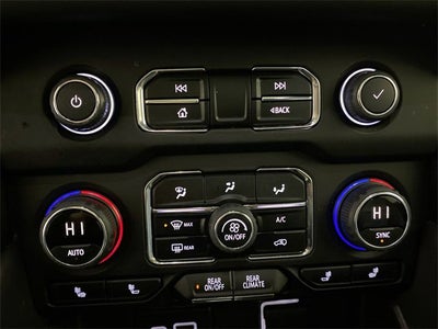 2022 Chevrolet Suburban LT