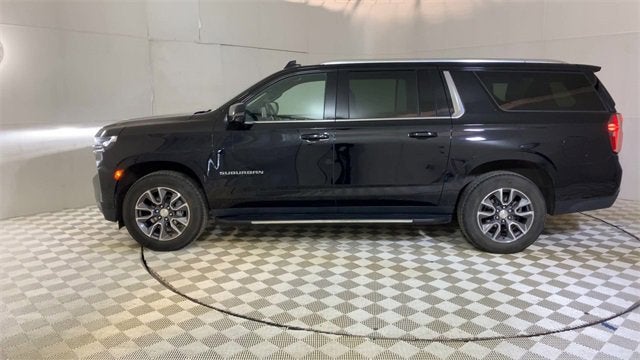 2022 Chevrolet Suburban LT