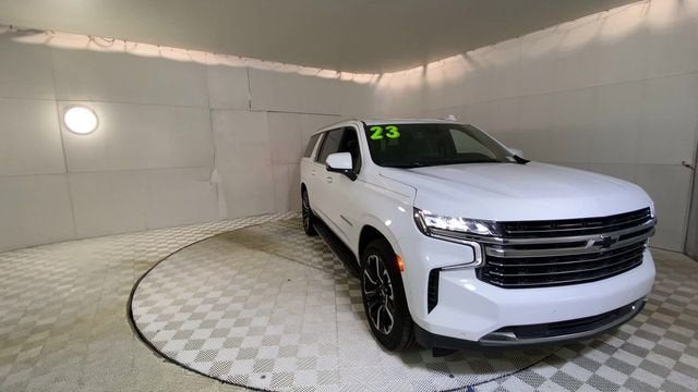 2023 Chevrolet Suburban LT
