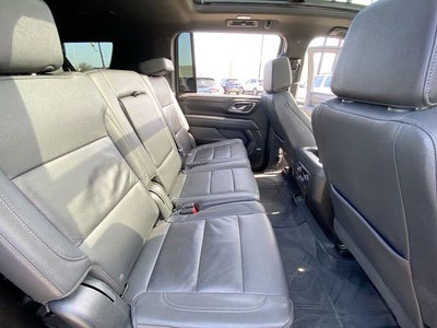 2023 Chevrolet Suburban LT